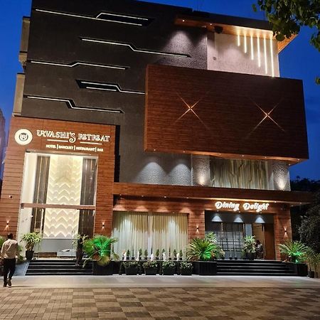Hotel Urvashi Retreat By Bookingcare Katni ภายนอก รูปภาพ